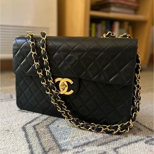 Chanel Timeless / Classique single flap Maxi Shoulder Bag